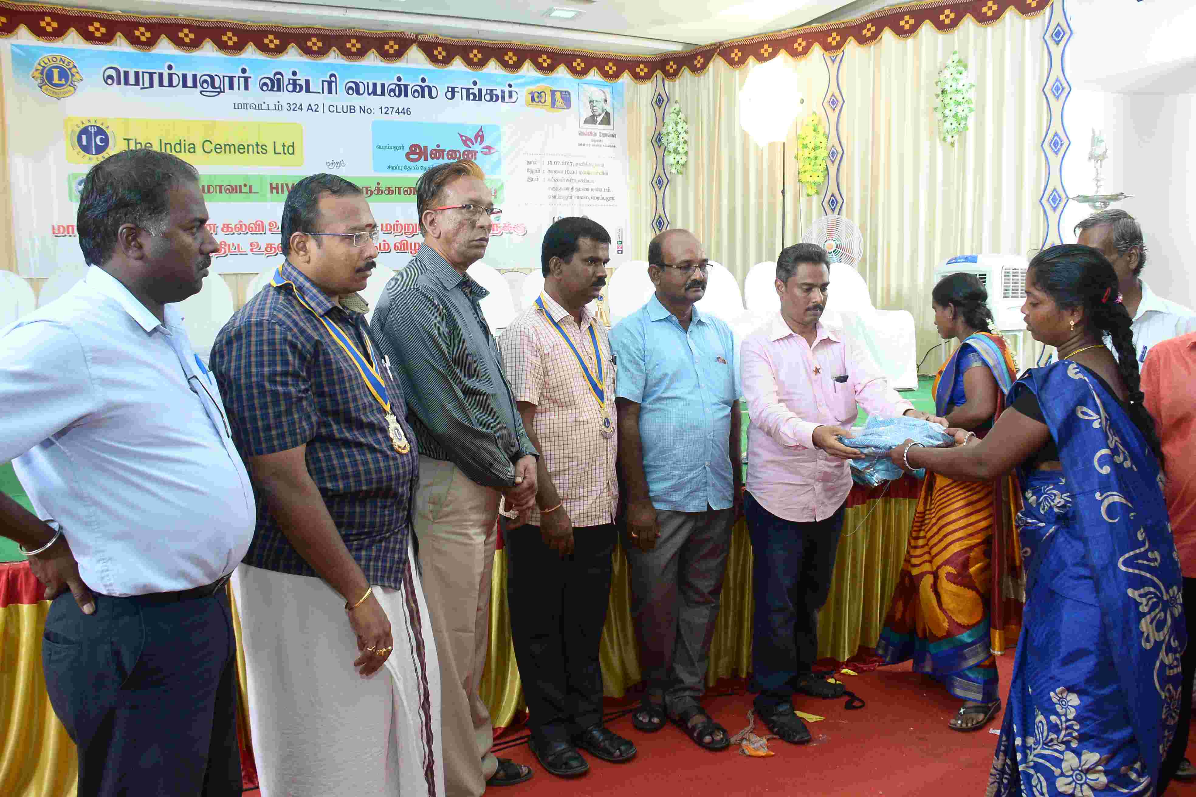 Education Support and Dress distribution function 15.07.2017 - Event Image 5
